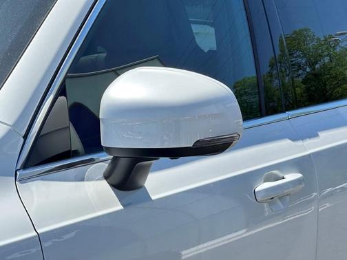 2024 Volvo XC90 B6 Plus Bright Theme 7-Seater