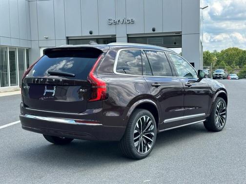 2025 Volvo XC90 B6 Ultra