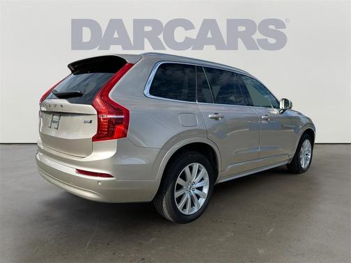 2023 Volvo XC90 B6 Core