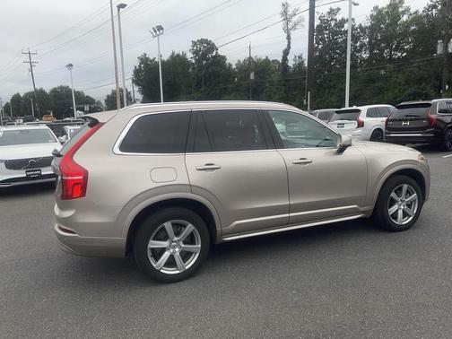 2023 Volvo XC90 B6 Core