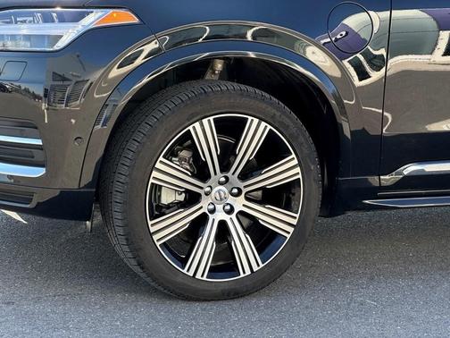 2024 Volvo XC90 Recharge Plug-In Hybrid T8 Ultimate Bright Theme 7-Seater
