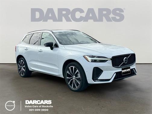2023 Volvo XC60 B6 Ultimate Dark Theme