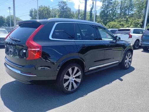 2023 Volvo XC90 Recharge Plug-In Hybrid T8 Plus Bright Theme 7 Passenger