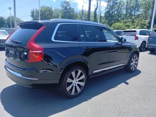 2023 Volvo XC90 Recharge Plug-In Hybrid T8 Plus Bright Theme 7 Passenger