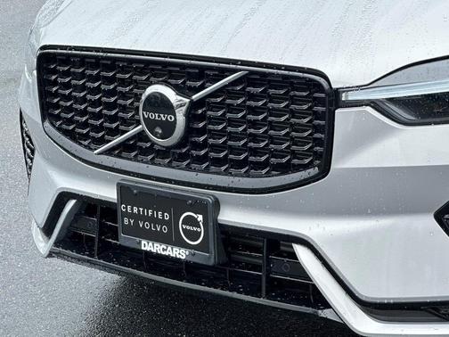 2022 Volvo XC60 Recharge Plug-In Hybrid T8 R-Design Extended Range