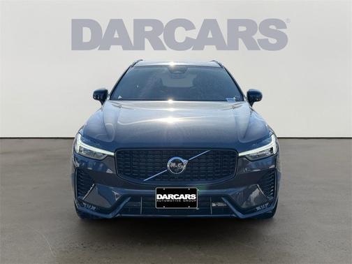 2024 Volvo XC60 B5 Plus Dark Theme