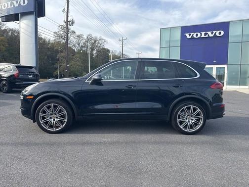2017 Porsche Cayenne S