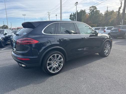 2017 Porsche Cayenne S