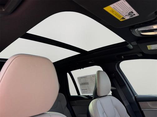 2026 Volvo XC90 B6 Ultra Dark Theme 7-Seater