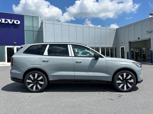 2025 Volvo EX90 Twin Motor Ultra