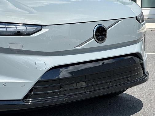2025 Volvo EX90 Twin Motor Ultra
