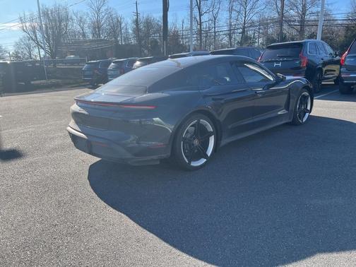 2024 Porsche Taycan 4S