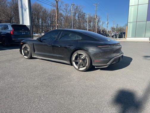 2024 Porsche Taycan 4S