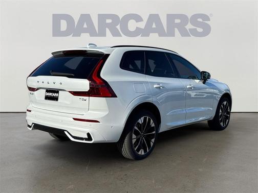 2026 Volvo XC60 Plug-In Hybrid T8 Plus