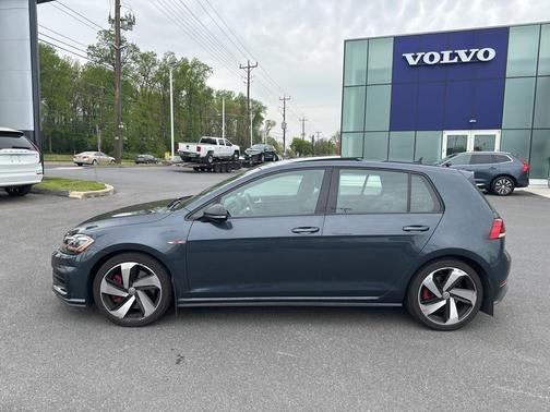 2020 Volkswagen Golf GTI 2.0T SE