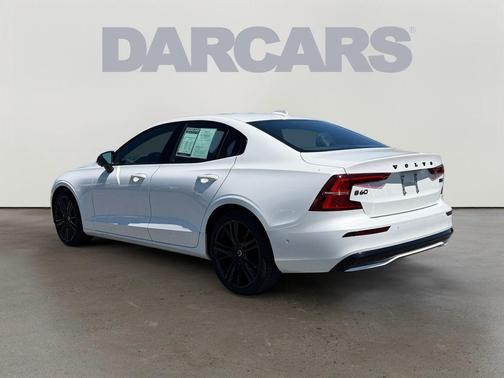 Crystal White 2024 Volvo S60 B5 Plus Black Edition