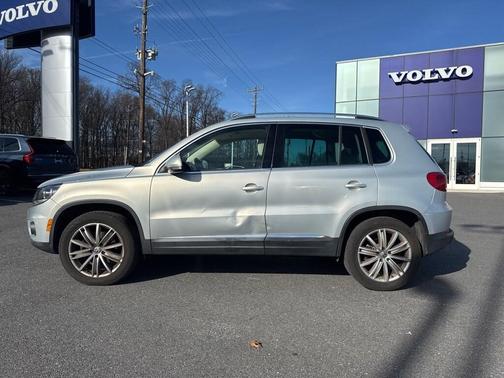 2012 Volkswagen Tiguan SE
