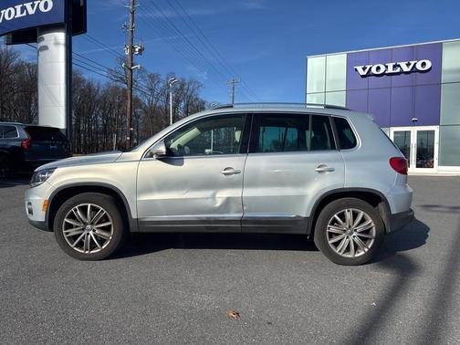 2012 Volkswagen Tiguan SE