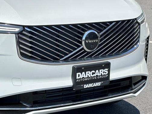 2025 Volvo XC90 Plug-In Hybrid T8 Ultra 7-Seater