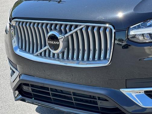 2024 Volvo XC90 B6 Ultimate Bright Theme 7-Seater