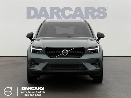Forest Green 2026 Volvo XC40 B5 Plus