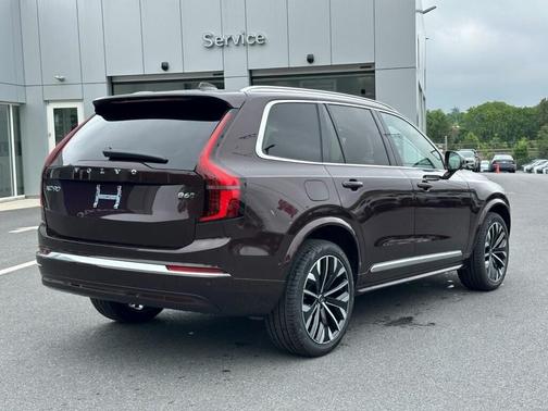2025 Volvo XC90 B6 Ultra