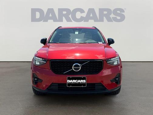 Fusion Red Metallic 2023 Volvo XC40 B5 Plus Dark Theme