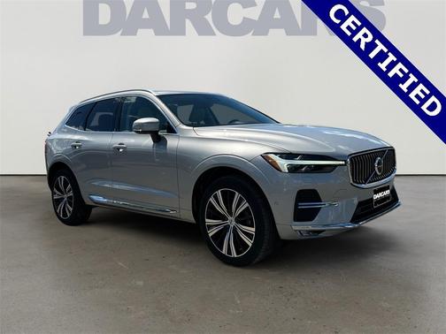 2023 Volvo XC60 B5 Ultimate Bright Theme