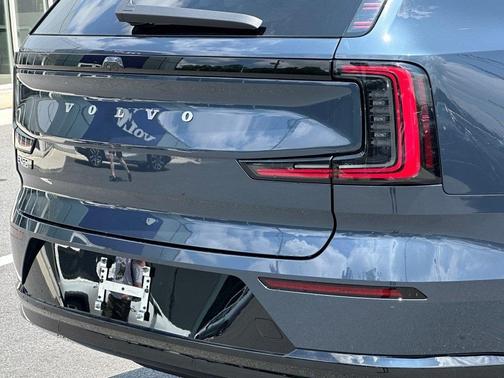 2025 Volvo EX90 Twin Motor Plus