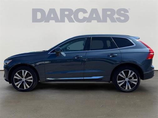 2022 Volvo XC60 B5 Inscription