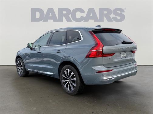 2023 Volvo XC60 B5 Plus Bright Theme