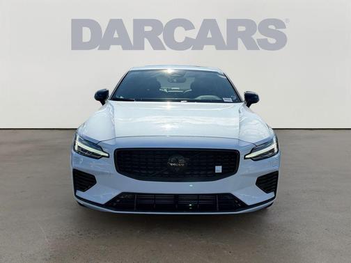 2024 Volvo S60 Recharge Plug-In Hybrid T8 Ultimate Black Edition