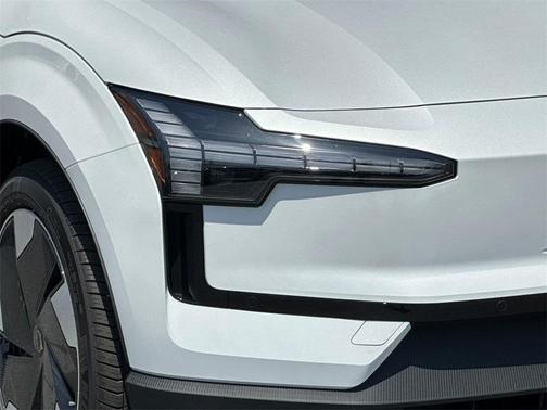 2025 Volvo EX30 Twin Motor Plus