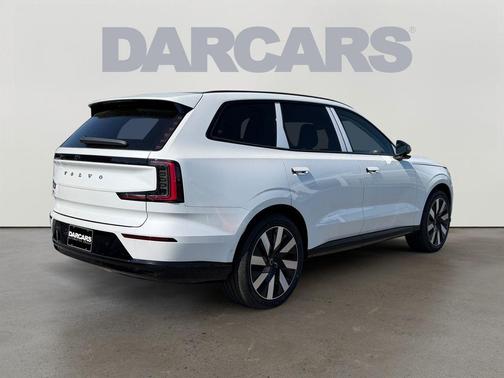 Crystal White Metallic 2026 Volvo EX90 TWIN MOTOR PERFORMANCE ULTRA