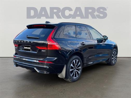 2024 Volvo XC60 B5 Core