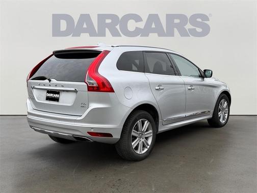 2016 Volvo XC60 T6 Drive-E