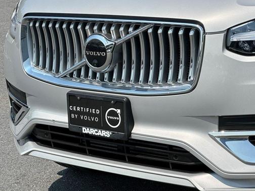 2023 Volvo XC90 Recharge Plug-In Hybrid T8 Ultimate Bright Theme 7-Seater