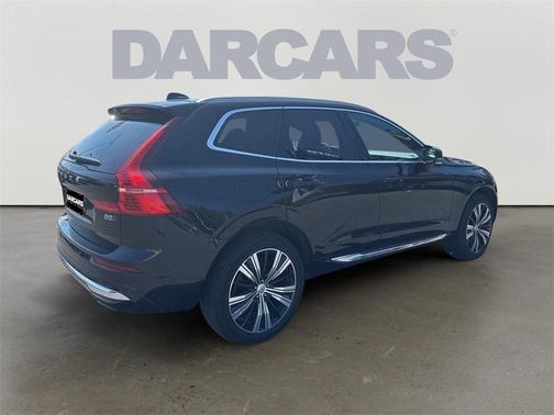 2022 Volvo XC60 B5 Inscription
