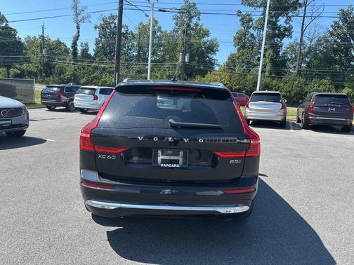 2022 Volvo XC60 B5 Inscription