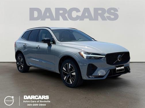 Metallic 2026 Volvo XC60 B5 Plus