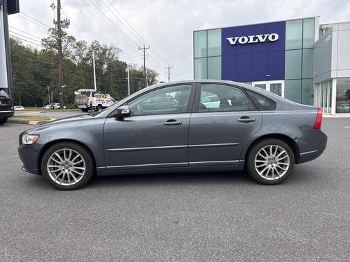 2010 Volvo S40 2.4i