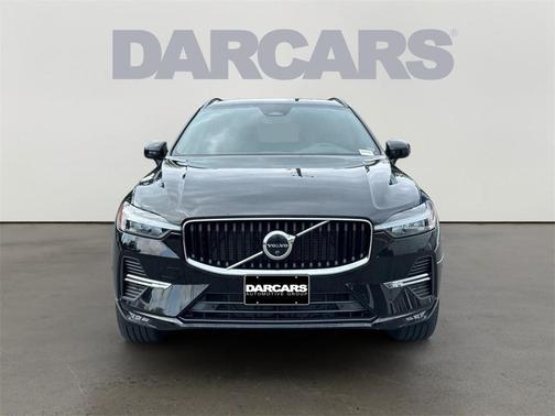 2022 Volvo XC60 B5 Momentum