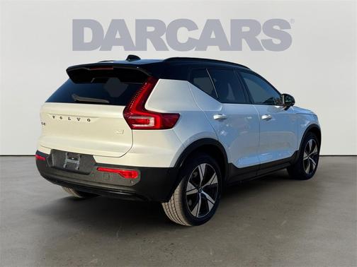 2022 Volvo XC40 Recharge Pure Electric P8 Twin Plus