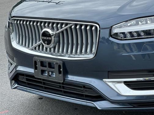 2024 Volvo XC90 Recharge Plug-In Hybrid T8 Plus Bright Theme 7 Passenger