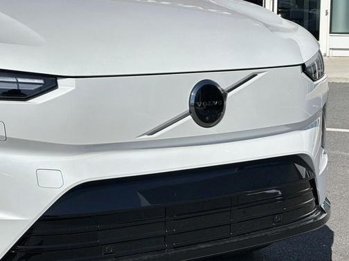 2025 Volvo EX90 Twin Motor Performance Ultra