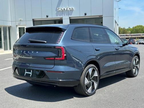 2025 Volvo EX90 Twin Motor Performance Ultra