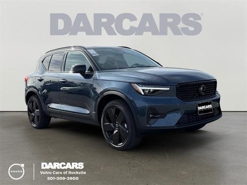 2026 Volvo XC40 B5 Ultra Black Edition