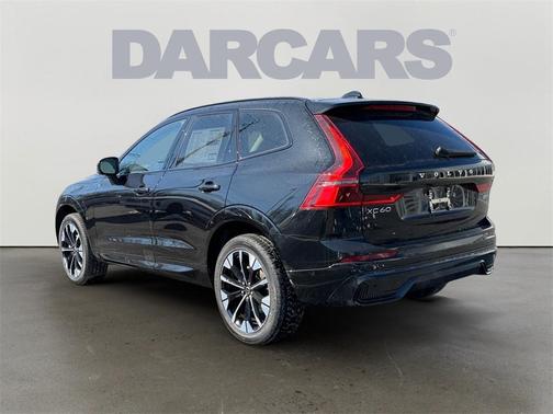 2026 Volvo XC60 B5 Plus