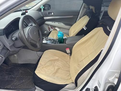 2012 INFINITI G25x Base