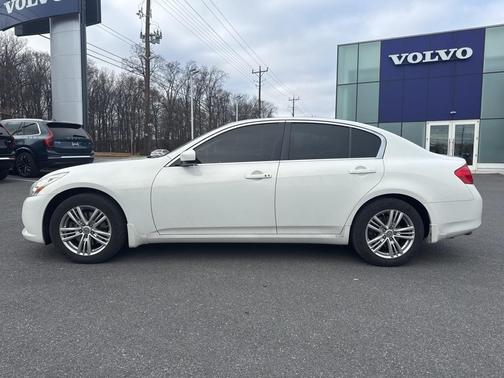 2012 INFINITI G25x Base